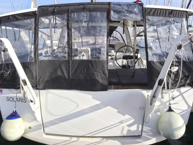 Velero para alquilar Lefkáda al mejor precio