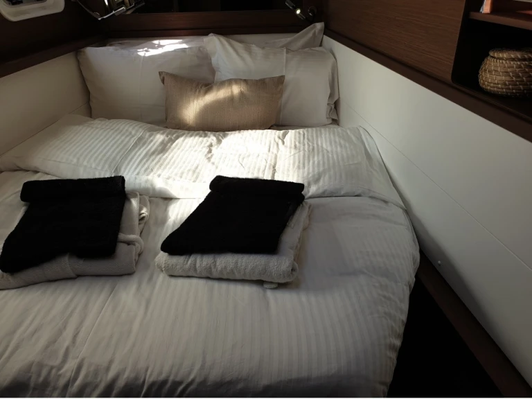 Alquiler de Catamarán, con o sin patrón Lagoon Vlychada