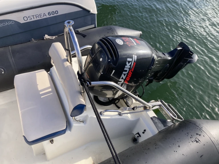 Bombard Explorer 640 SB de alquiler a Larmor-Plage