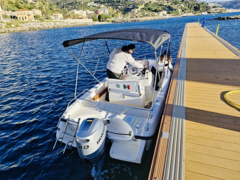 Molinari Molinari ontario de alquiler a Sanremo