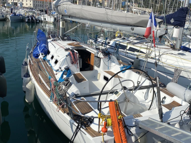 Alquiler de Velero, con o sin patrón Bénéteau Six-Fours-les-Plages