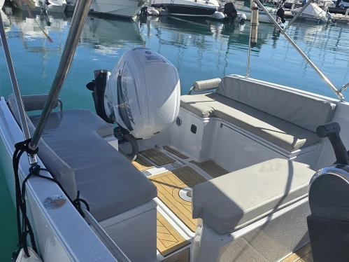 Alquiler Alicante - Nuva Nuva M6 Open en SamBoat