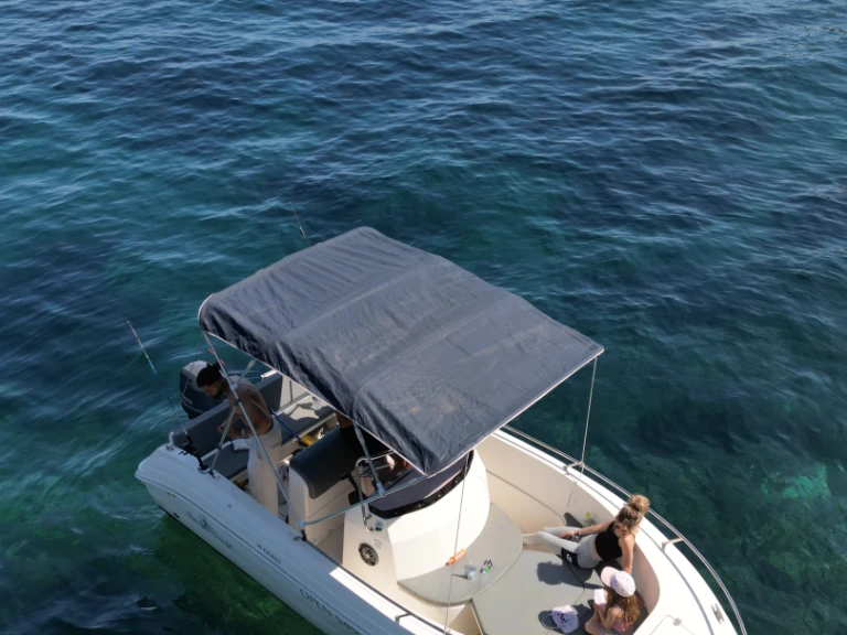 Alquiler Lancha Pacific Craft con o sin  título de navegación