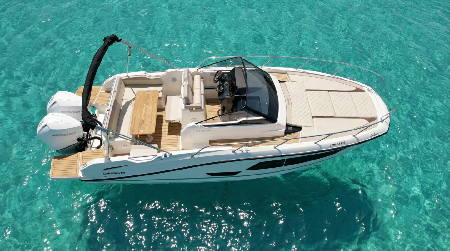 Lancha Quicksilver 875 Sundeck 450hp – Descubre Ibiza & Formentera (11 invitados