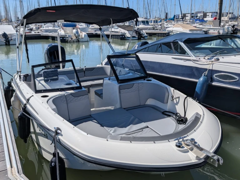 Lancha para alquilar La Rochelle al mejor precio