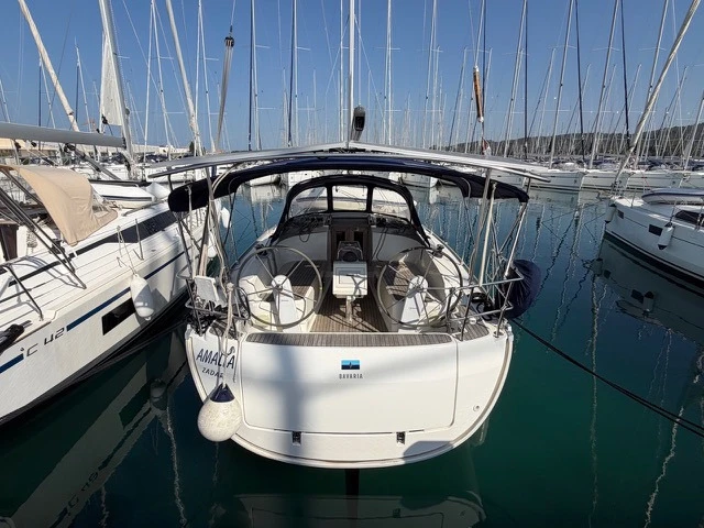 Bavaria Cruiser 37 de alquiler a Sukošan