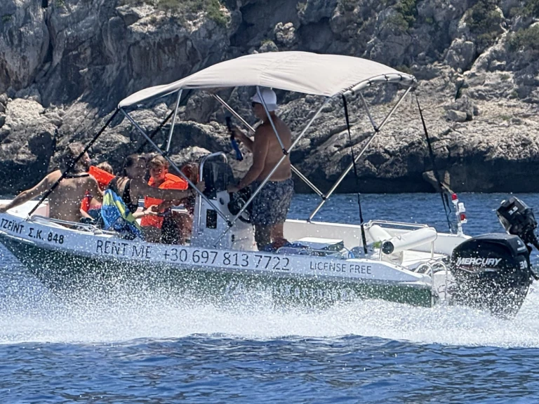 Alquiler de embarcaciones Assos Marine T-assos 480 enKórinthos en Samboat