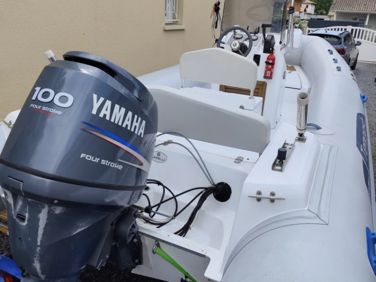 Alquiler de Neumática, con o sin patrón Capelli Arcachon