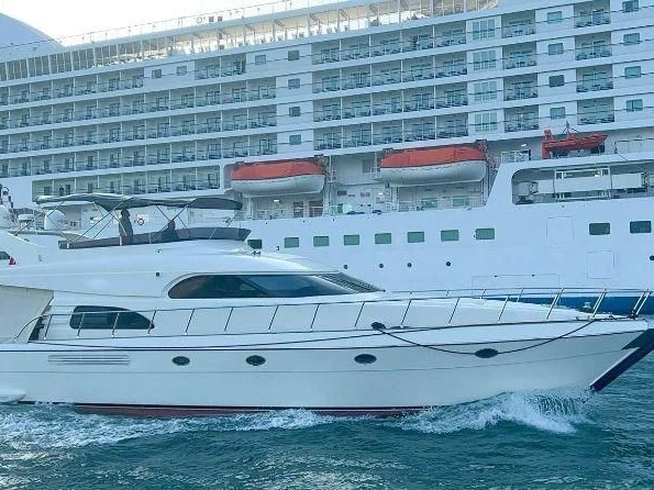 Alquiler Eminönü - Custom Made 2010 en SamBoat