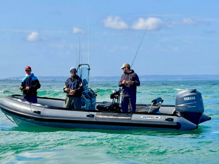 Alquiler de barcos Cherbourg-en-Cotentin barato de Zeppelin Command 20 VPRO