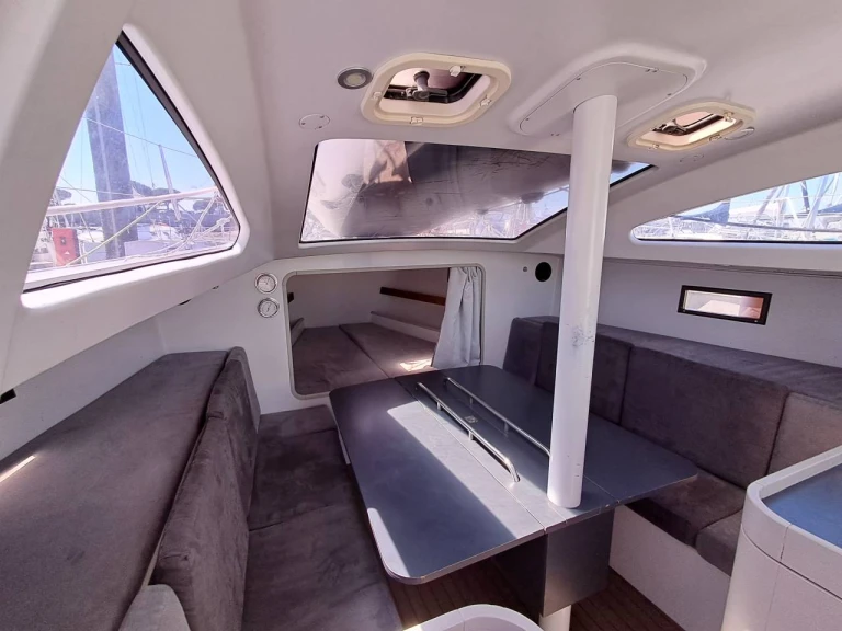 RM RM 1060 de alquiler a La Trinité-sur-Mer