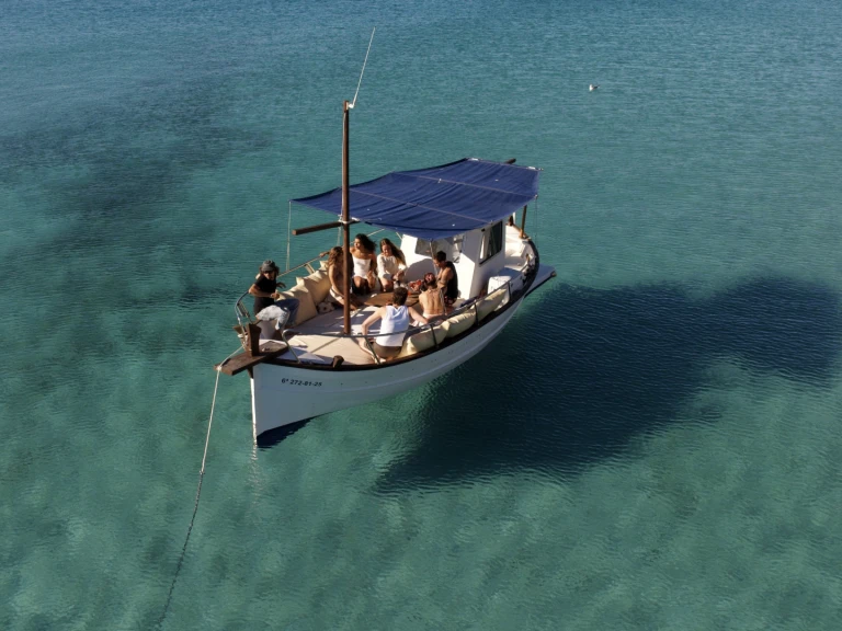 Alquiler de embarcaciones Capeador Capeador 36 Solarium enSant Antoni de Portmany en Samboat