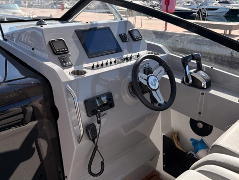 Alquiler Yate de lujo Bénéteau con o sin  título de navegación