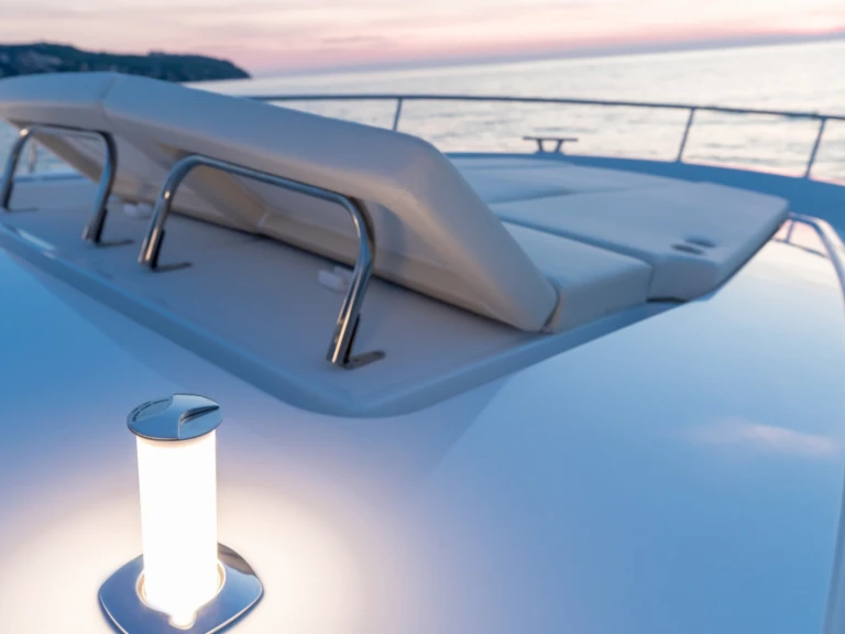 Greenline Greenline 45 Fly de alquiler a Saint-Raphaël