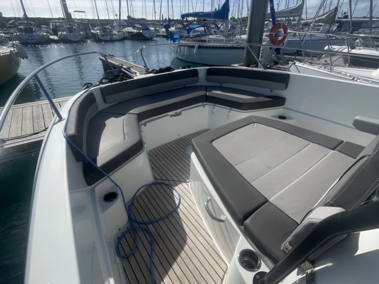 Alquiler de Lancha, con o sin patrón Jeanneau Saint-Quay-Portrieux