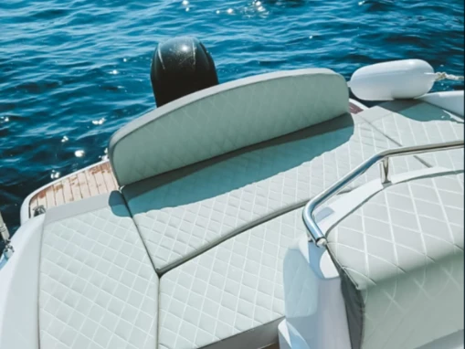 Alquiler de embarcaciones Romar Bermuda 590 enPorto di Salerno en Samboat