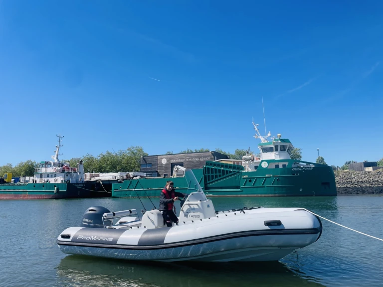 Alquiler de barcos Vannes barato de Pro Open 650 Ultimate
