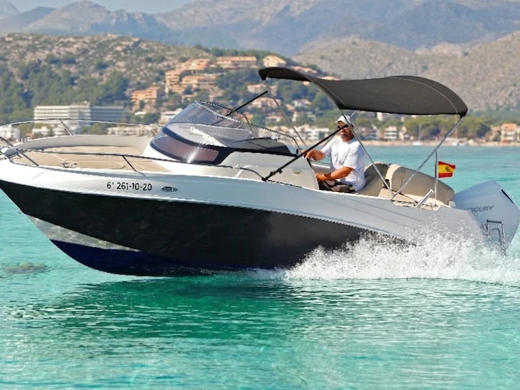 Alquiler de barcos Puerto de Pollensa barato de AMC 620
