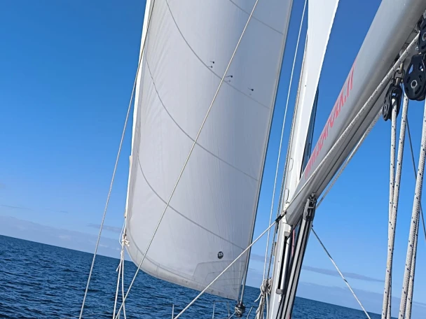 Jeanneau Sun Odyssey 519 de alquiler a Sitges