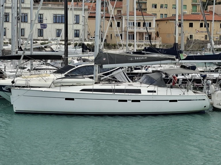 Alquiler de barcos Piombino barato de Bavaria 46 Cruiser