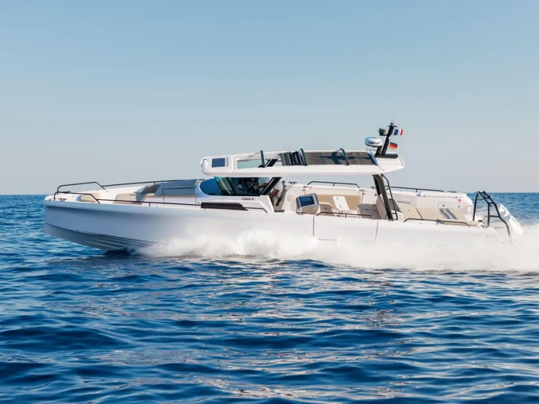 Alquiler Lancha en Cannes - Axopar 45 BRABUS