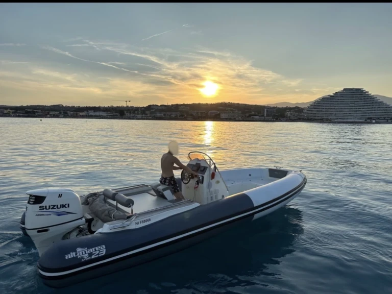 Alquiler de barcos Carnon-Plage barato de Wave 24