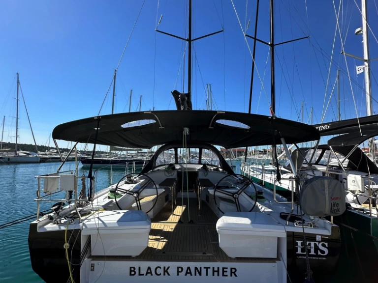 Alquiler Velero en Split - Elan Elan E6