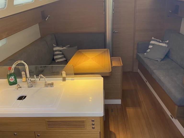 Alquiler de Velero, con o sin patrón X-Yachts Lávrio
