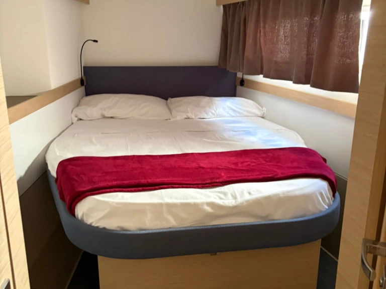 Catamarán para alquilar Furnari al mejor precio