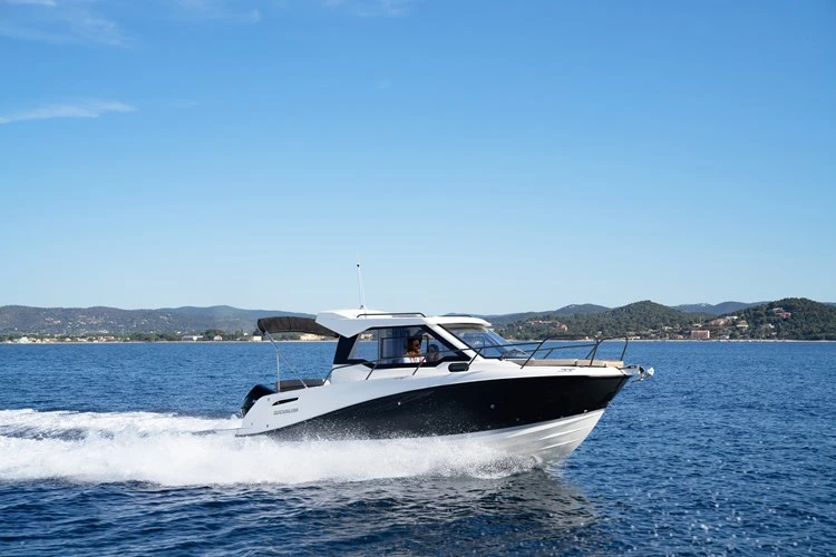 Quicksilver Quicksilver 700 Week-End de alquiler a Fouras