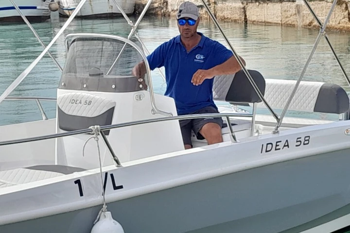 Idea Marine IDEA 58 de alquiler a Vieste