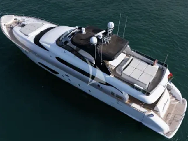 Maiora ANTARAH de alquiler a Nápoles