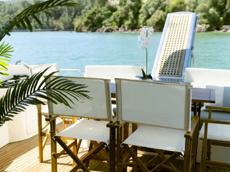 Alquiler de embarcaciones Azimut Azimut 46 Fly enTróia en Samboat