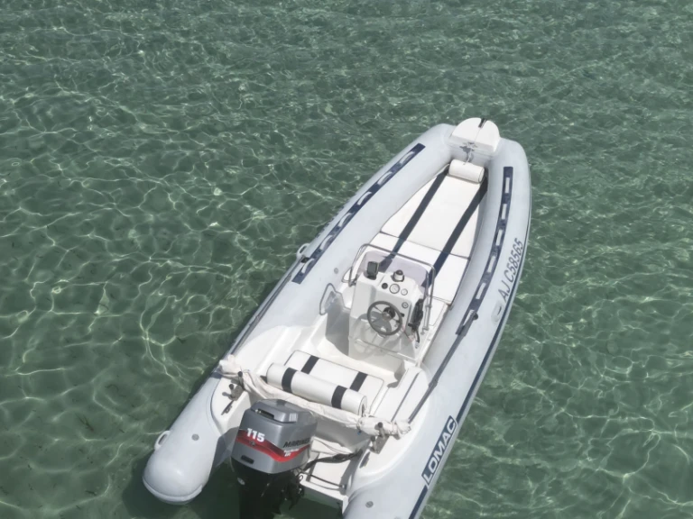 Alquiler de embarcaciones Lomac Lomac 540 IN enPorto-Vecchio en Samboat