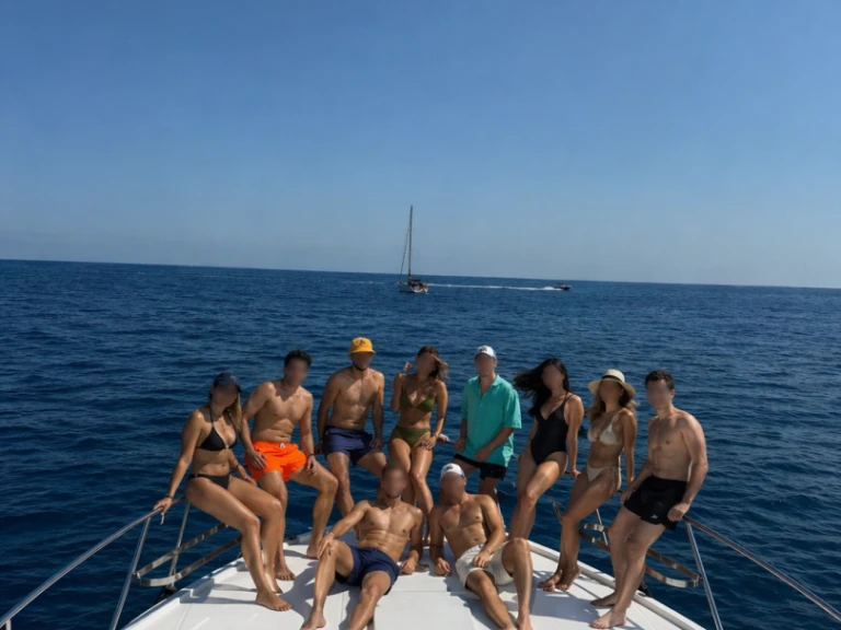 Alquiler de Lancha, con o sin patrón Guy Couach Dénia