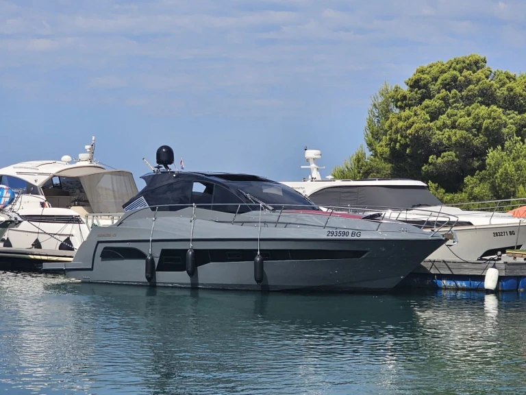 Alquiler de embarcaciones Grginić Mirakul 40 enBiograd na Moru en Samboat