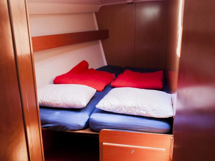 Velero para alquilar Adámas al mejor precio