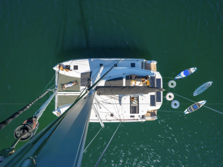 Alquiler de embarcaciones Lagoon Lagoon 43 enSeget Donji en Samboat