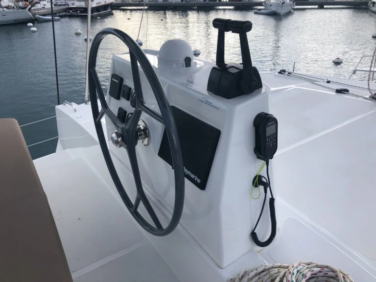 Alquiler de Catamarán, con o sin patrón Bali Le Marin