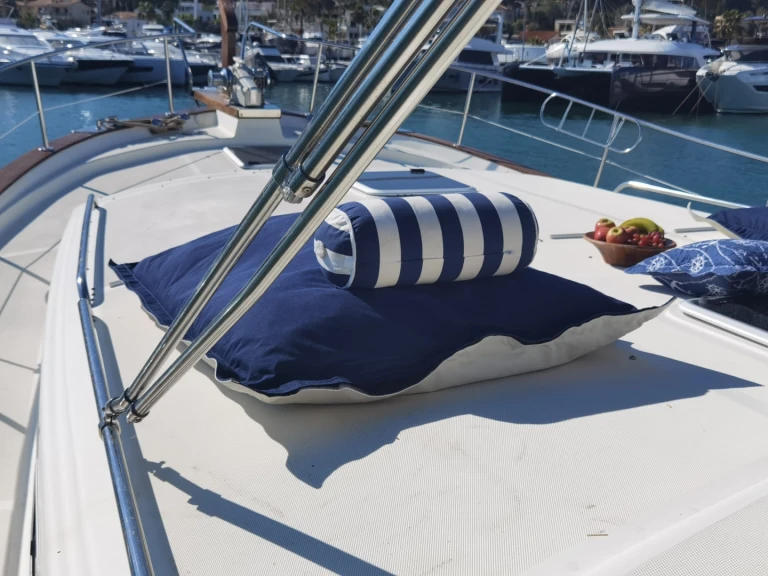 Alquiler de Lancha, con o sin patrón Menorquin-Yachts Port d'Andratx
