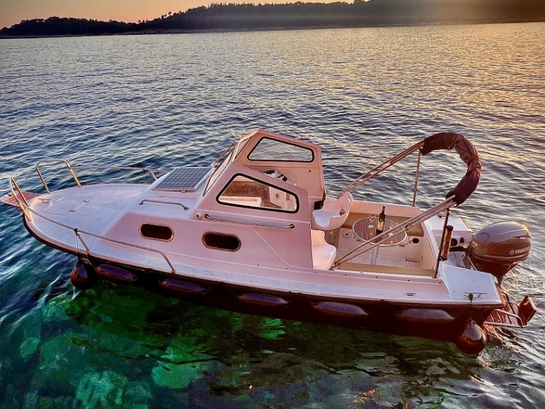 Alquiler de embarcaciones Maestral 490 enDubrovnik en Samboat