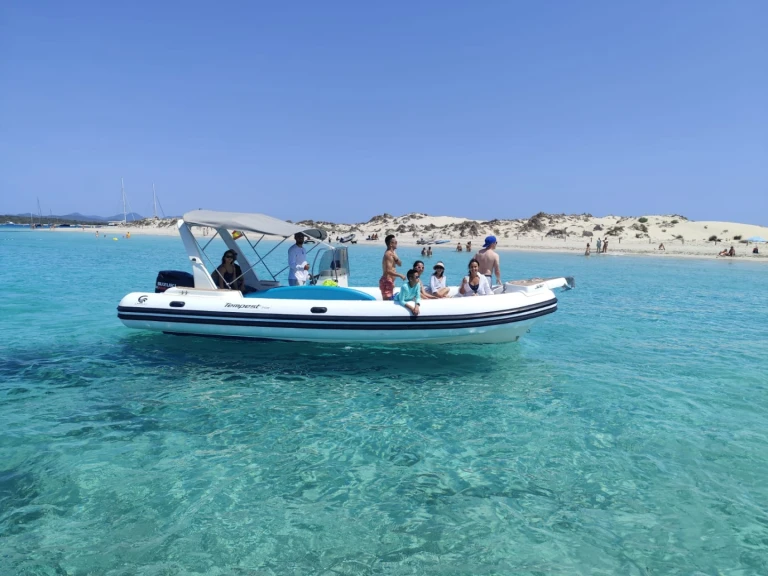 Alquiler de barcos Santa Eulària des Riu barato de Tempest 750