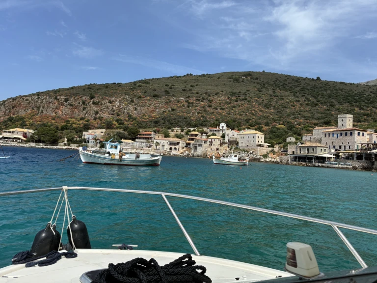 Alquiler Lancha Kelt con o sin  título de navegación