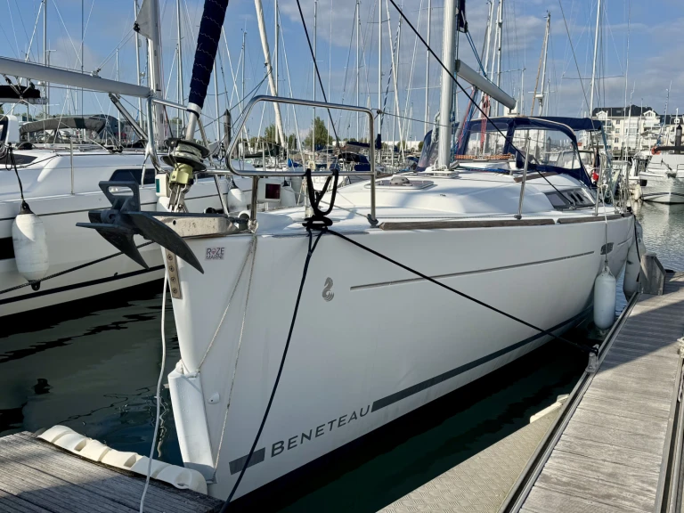 Alquiler Velero en Les Sables-d'Olonne - Bénéteau Oceanis 37