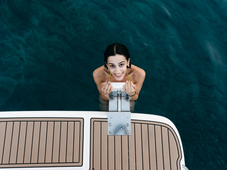 Alquiler Lancha en Mílos - Sea Ray SDX 250