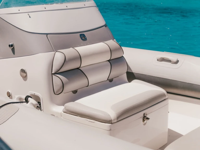 Alquiler Alyki - Airship 30 en SamBoat
