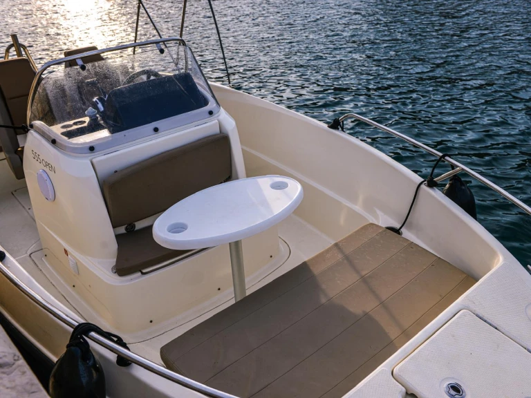 Alquiler Lancha en Marsella - Quicksilver Activ 555 Open