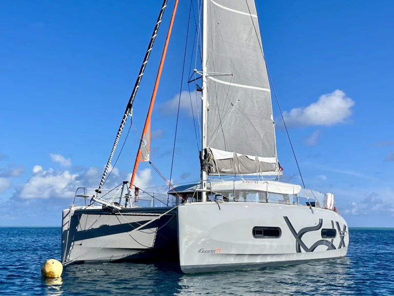 Alquiler de Excess Excess 11 en Papeete