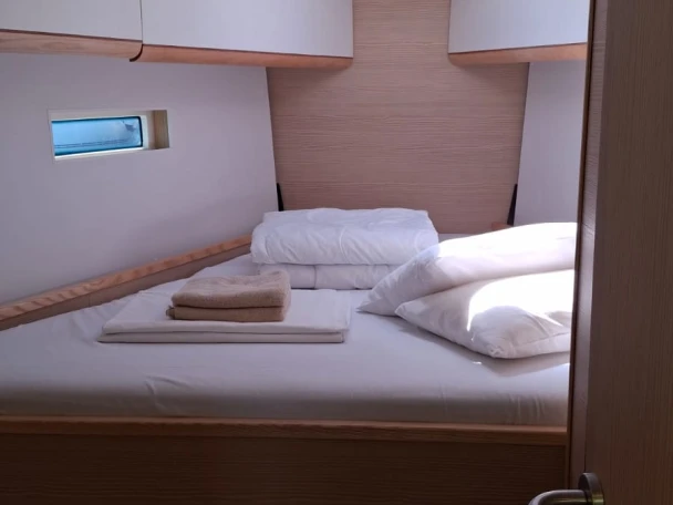 Velero para alquilar Trogir al mejor precio