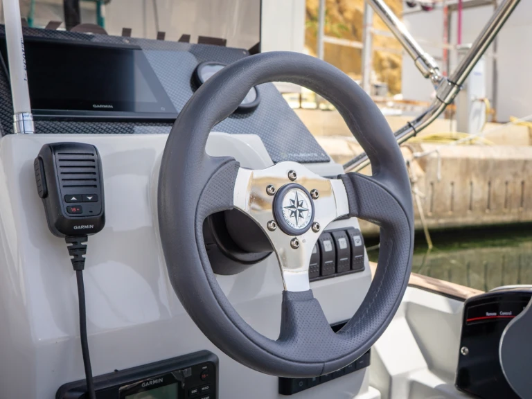 Alquiler de barcos Altea barato de Stingher 380FR